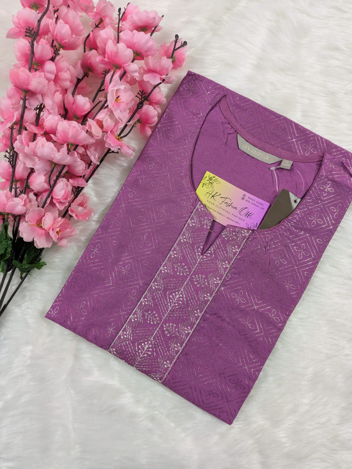 Magenta Avaasa Kurti