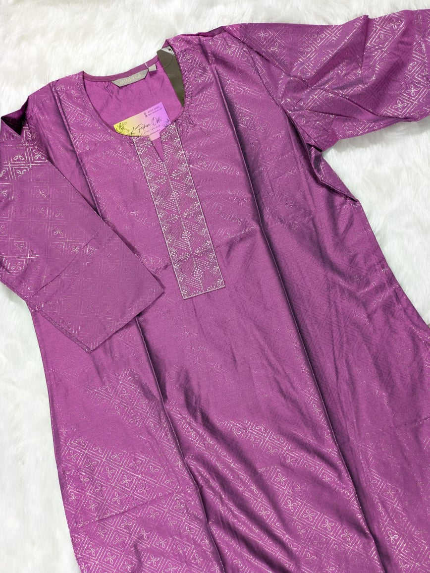 Magenta Avaasa Kurti