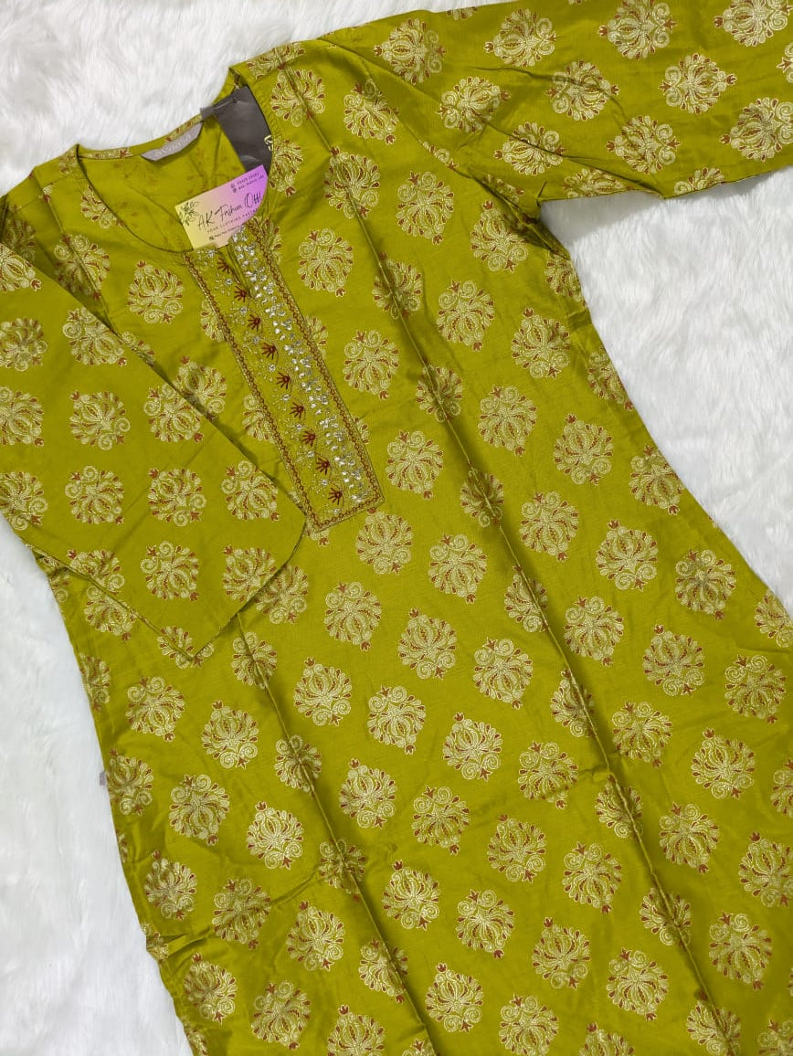 Dark mustard Avaasa Kurti