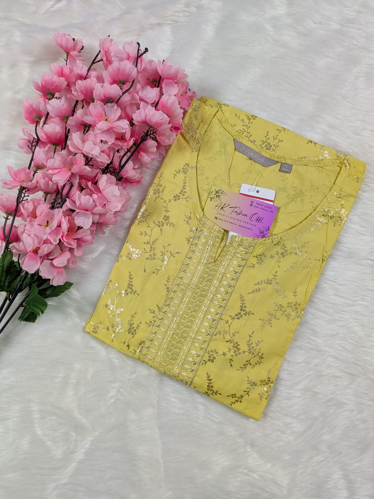 Yellow Avaasa Kurti